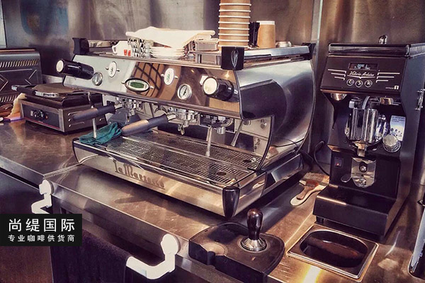 专业咖啡设备用品，咖啡店专用半自动咖啡机